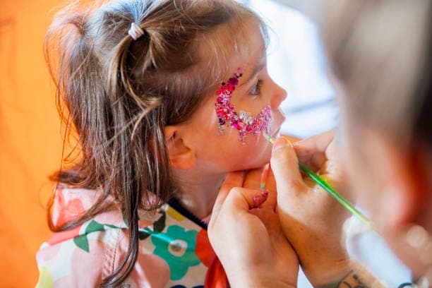 Pinturas Faciais + Tatuagens